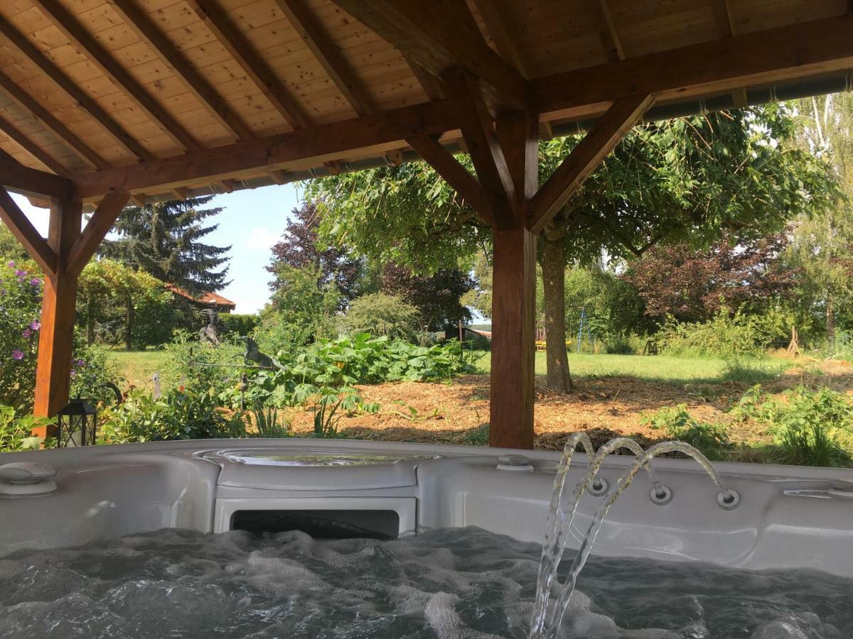 Gite De Solama Avec Spa Balleville Dış mekan fotoğraf